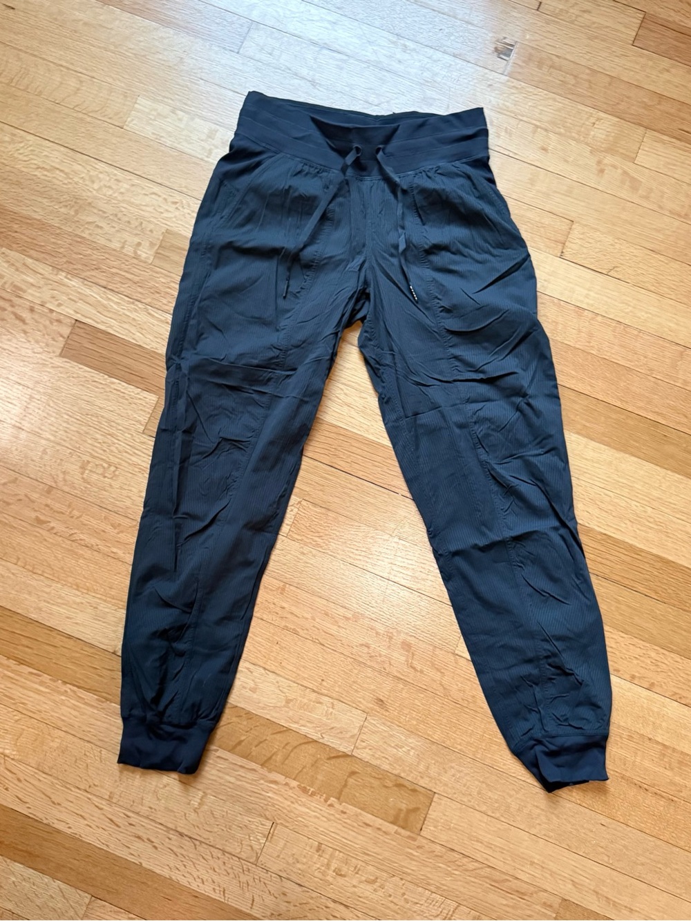 lululemon Dance Studio Mid-Rise Jogger - Size 6 25”